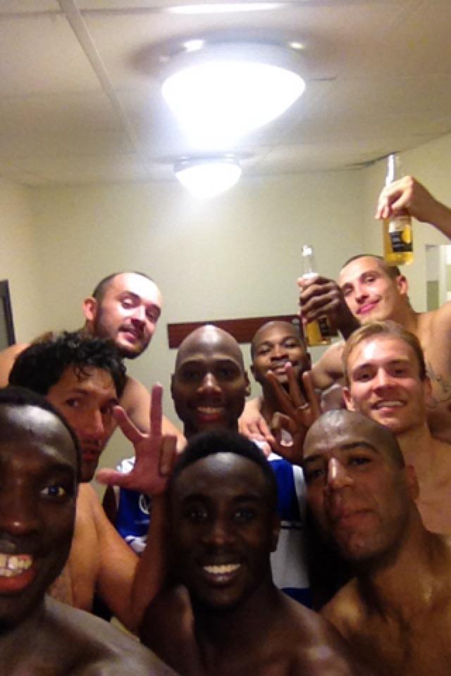 RodrickTetai's tweet photo. Périple terminé sur l'île de ré avec la victoire.
#paysdefougeresbasket #Nationale2 #pouleB https://t.co/0ul6j0Yt3R