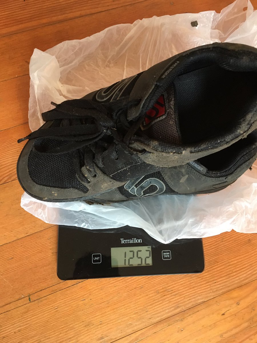 BevanJake's tweet image. This is how heavy they should be right?! #mud #mtb #MountainBike #ridemore #fiveten @fivetenuk