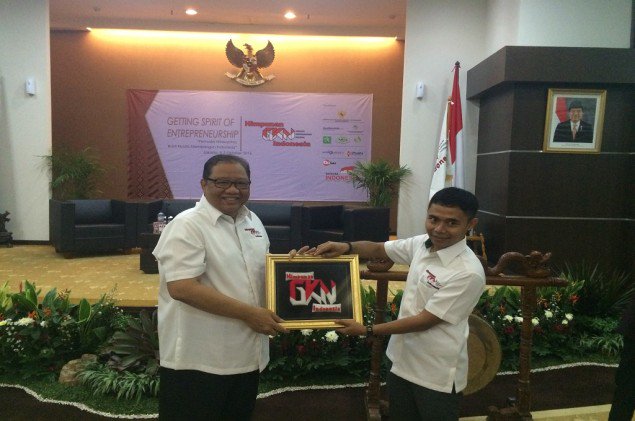 Menteri Koperasi Dorong Wirausaha Pemula Manfaatkan Teknologi dlvr.it/MQNfPY