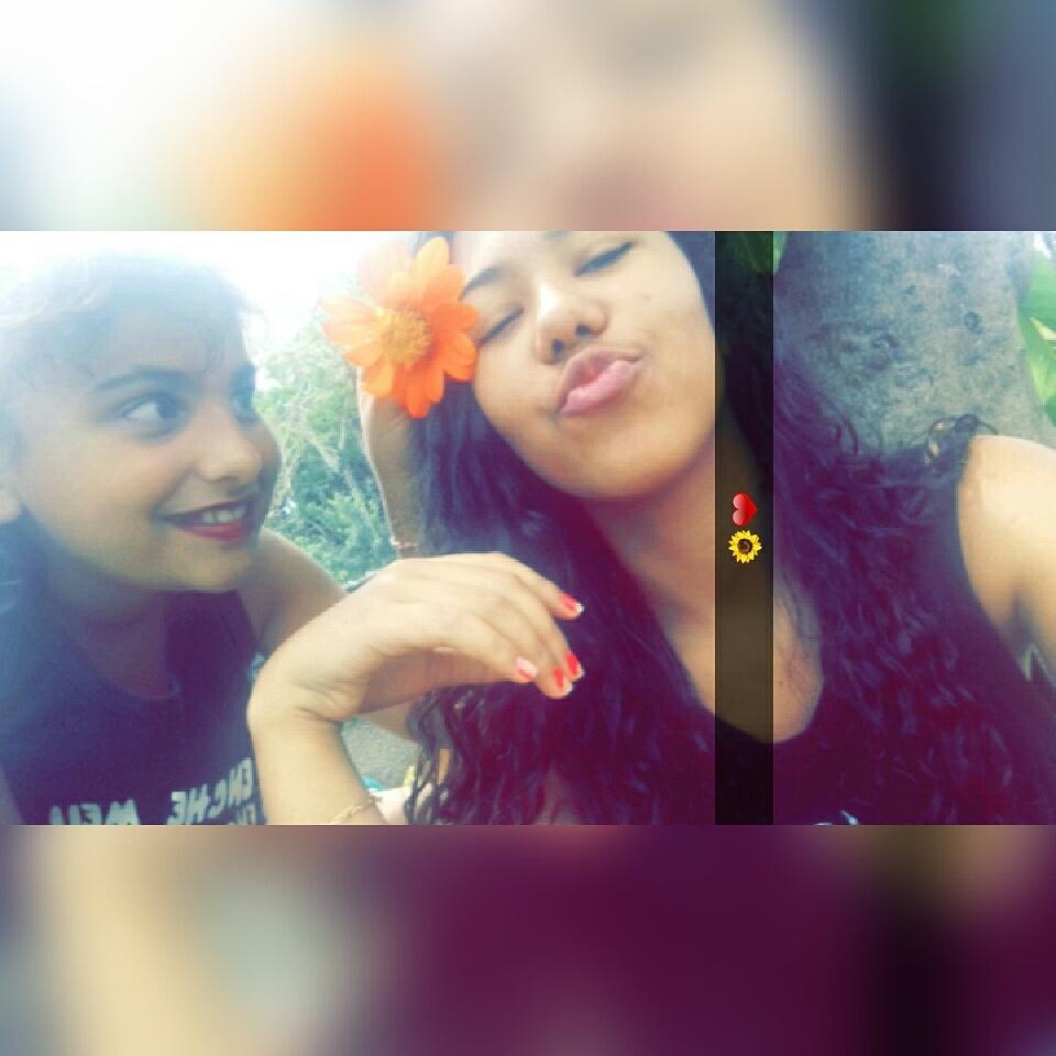 JulyaDomeneghin's tweet photo. Irmã ama essa peste.💘 #Giovanna https://t.co/RiqKmnXMAi