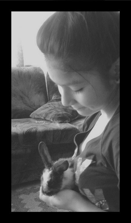 LeslieMont13's tweet photo. Llegaste a mi sin pensarlo, te amo mucho💞😞. Jamas pensé en tener una conejita tan hermosa como tu. Eres y seras siempre mi pequeña conejita💞 https://t.co/PTXizjN6hM
