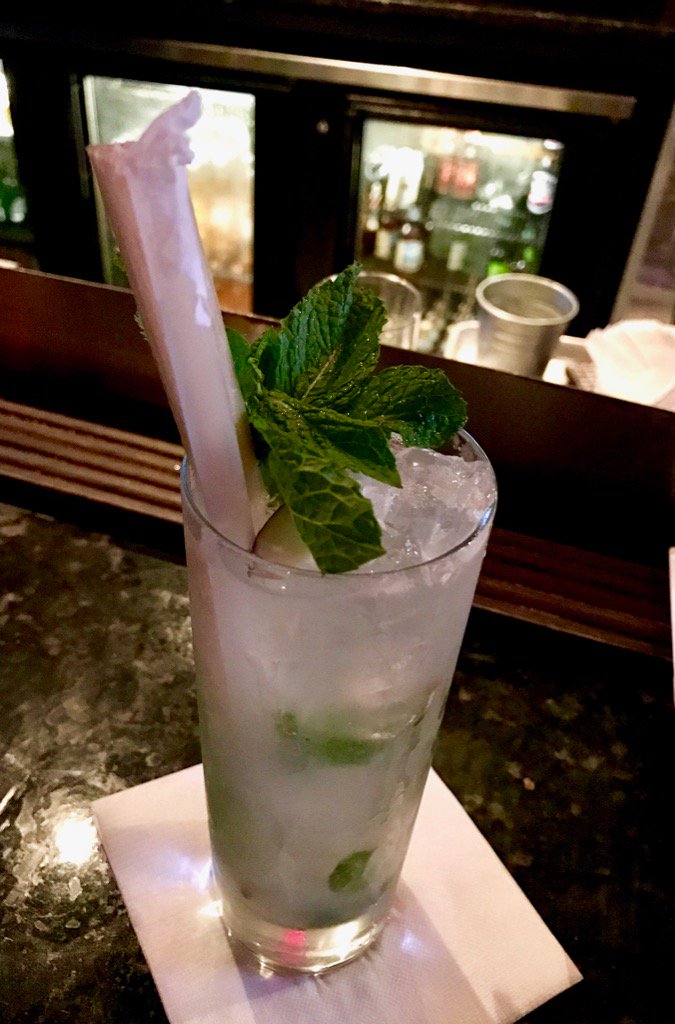 brettspace's tweet photo. Back in Miami! Step 1: Mojito, check https://t.co/FbC1qk9DjU