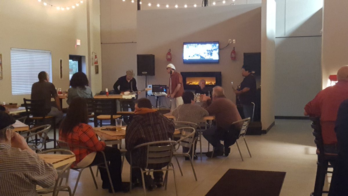 FiresideBrewing's tweet photo. Tomas Esparza Blues Band! https://t.co/fPp7l9FB29