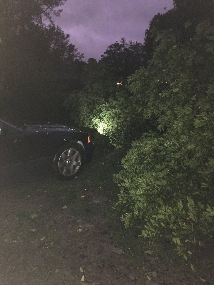 DadeCoMade's tweet photo. You almost got my ass Matthew #HurricaneMatthew #2016 #beamernation #bmworld https://t.co/rULd2pVFkR