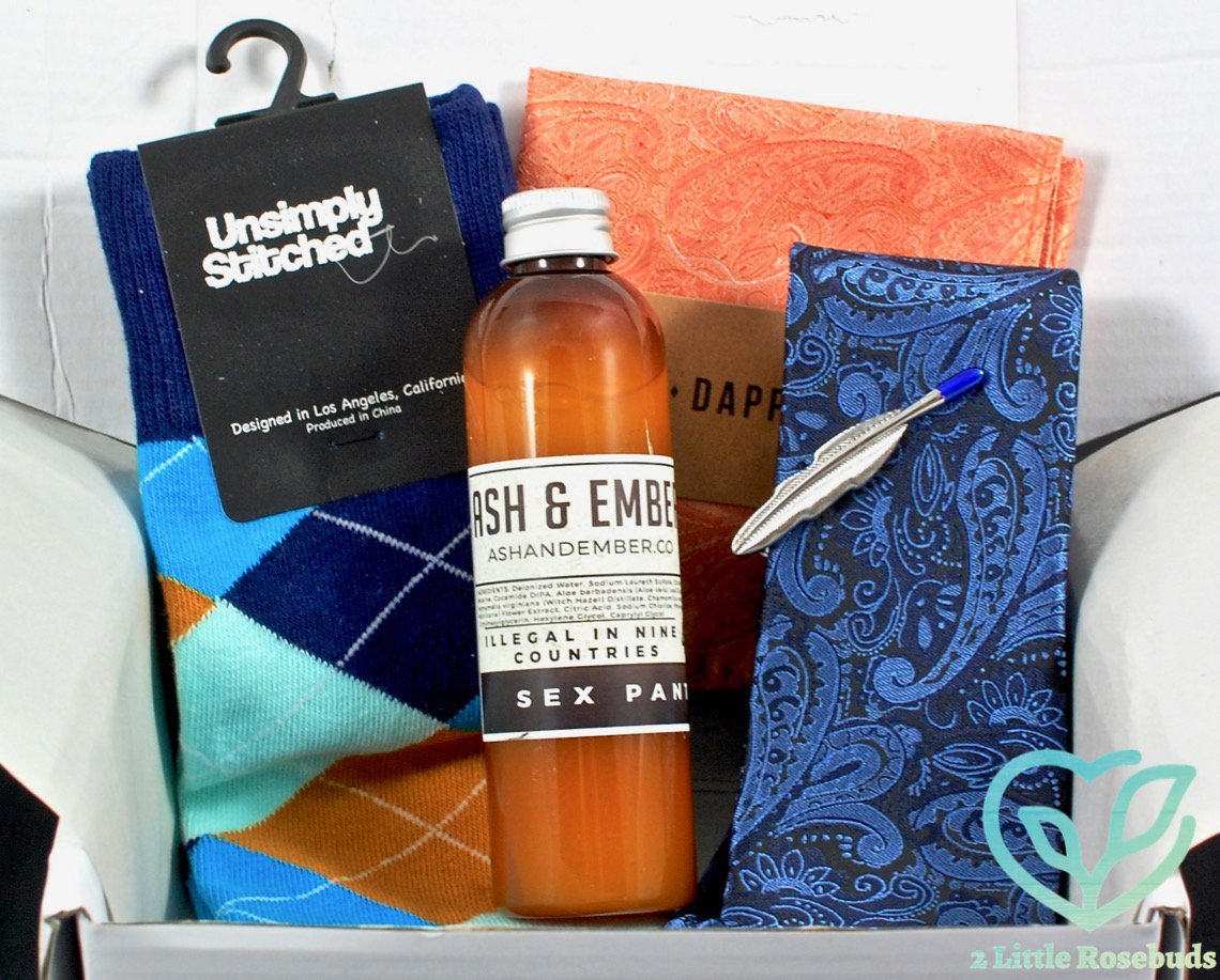 2 Little Rosebuds tweet media