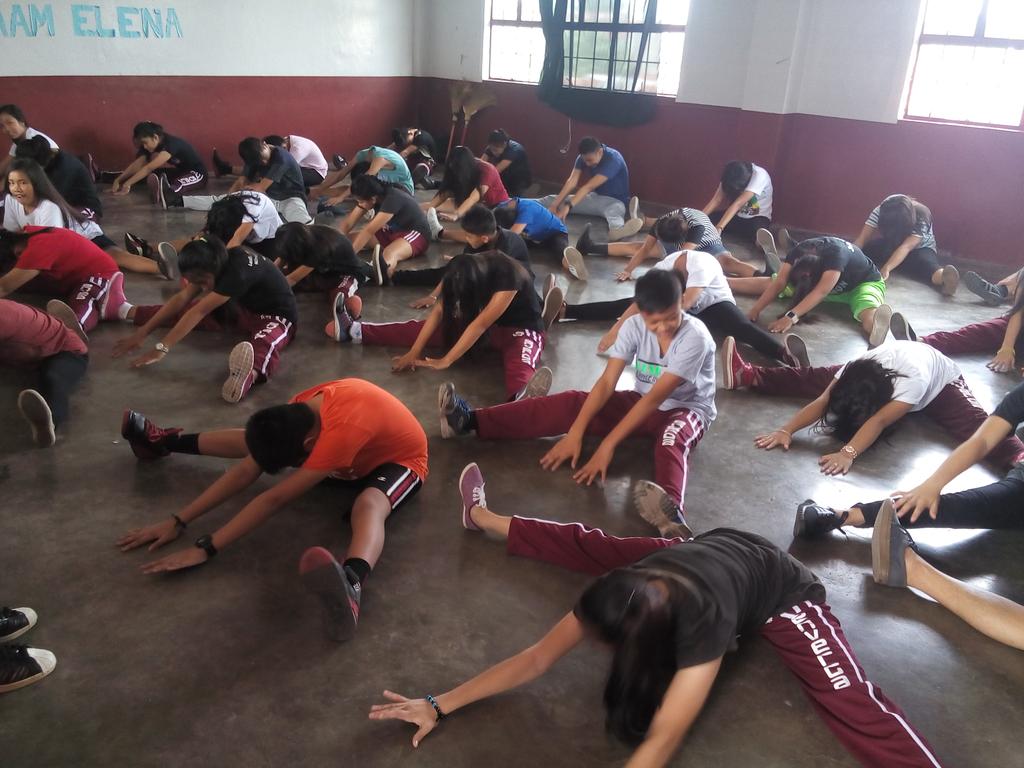 envergaDT's tweet photo. Workshop with Junior and Senior High yesterday 10/08/16💦 https://t.co/dzmfJeBcn0