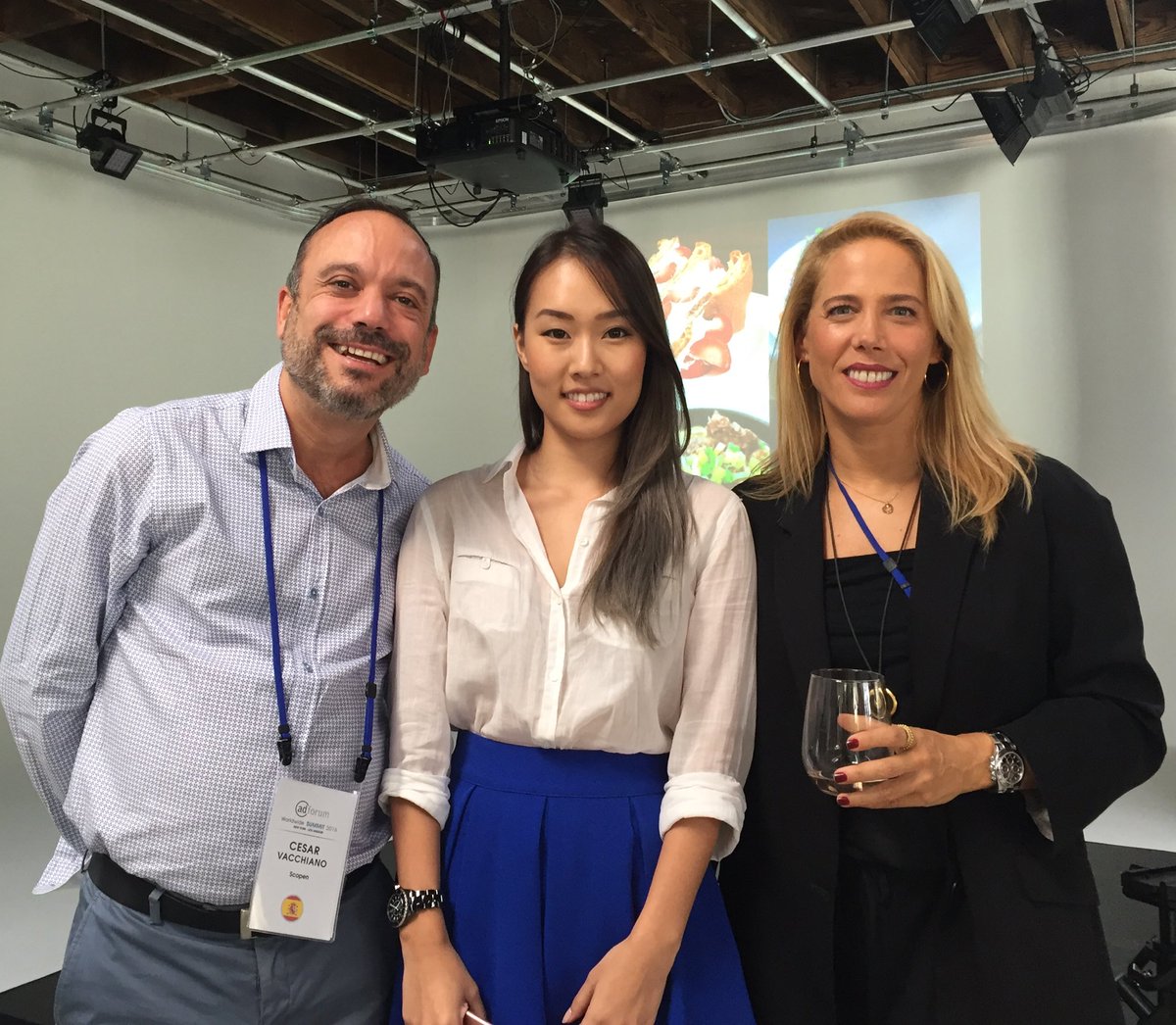 Learning how to make food photos with #misscutiefoodie #adforumsummit #scopen_es