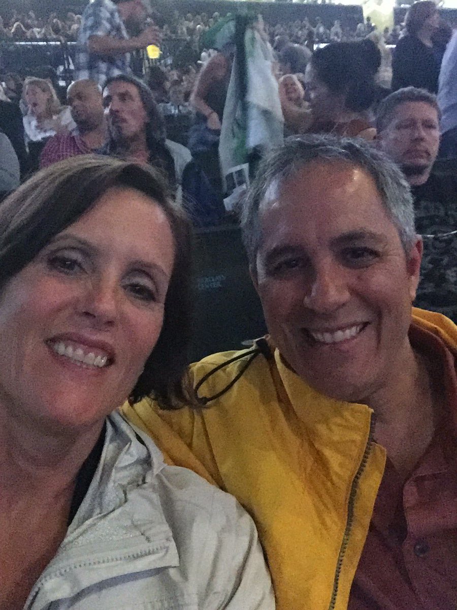 MEJsMusings's tweet image. #BSBrooklyn2 Best birthday present ever