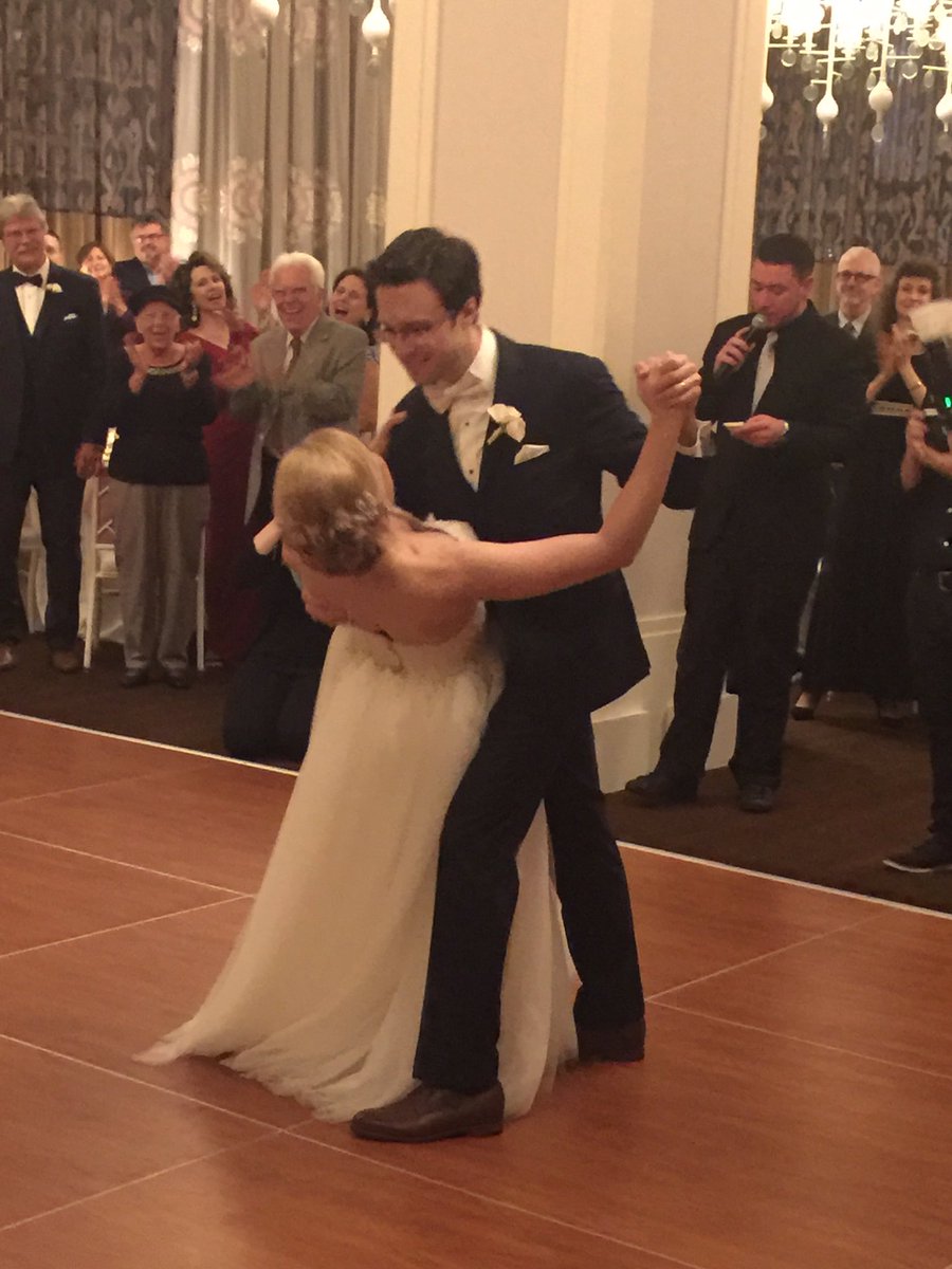 MaxQDelivers's tweet image. #catanddane