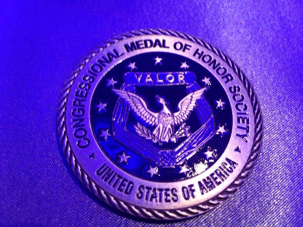 starkeyhearing's tweet image. Proud to support our #veterans @ Patriot Awards Gala. Tonight we honor Medal of Honor recipients for their unwavering valor. #MOHTWINCITIES