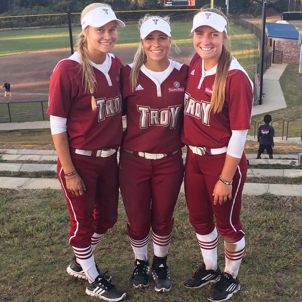 logancalhoun22's tweet photo. 2 dubs for the day for @TroyTrojansSB ❤️⚾️ #YeahhT https://t.co/DWMMuIHt7e