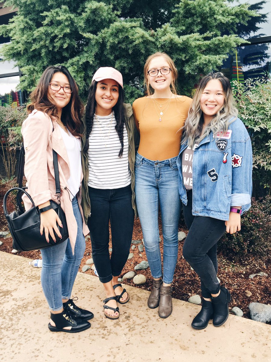 Amira_Roldan's tweet photo. #NWYouthConf some pictures taken from this weekend 👌🏼 https://t.co/HO78bKWq0o