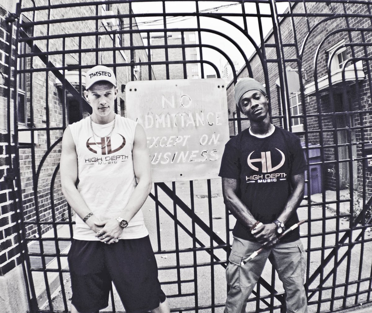 HighDepthMusic's tweet photo. #highdepthmusic #mrfantastik #music #toronto #Ghana #Canada #artist #producer https://t.co/SW90tOgLzH