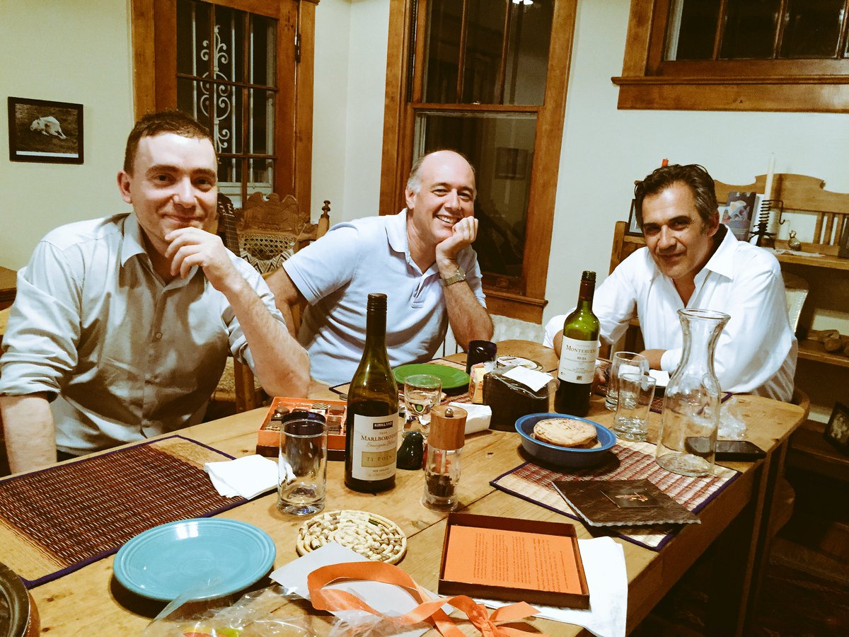 angallego_'s tweet photo. Assembling the team 
@ASINES_ @SpaDiSyn
@IOrtegaSantos @pacostonybrook @RocaUrgell @drvillagarcia @kitudjamerre @semevadlalengua @Alniepsal https://t.co/mNyIND5SNT