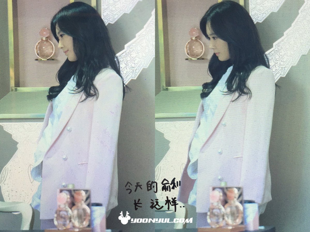 [PIC][09-10-2016]Yuri tham dự buổi Fansign thứ 2 cho thương hiệu nước hoa "BVLGARI Rose Goldea" tại Myeongdong Lotte Duty Free vào chiều nay CuT2asDUIAAvz5E