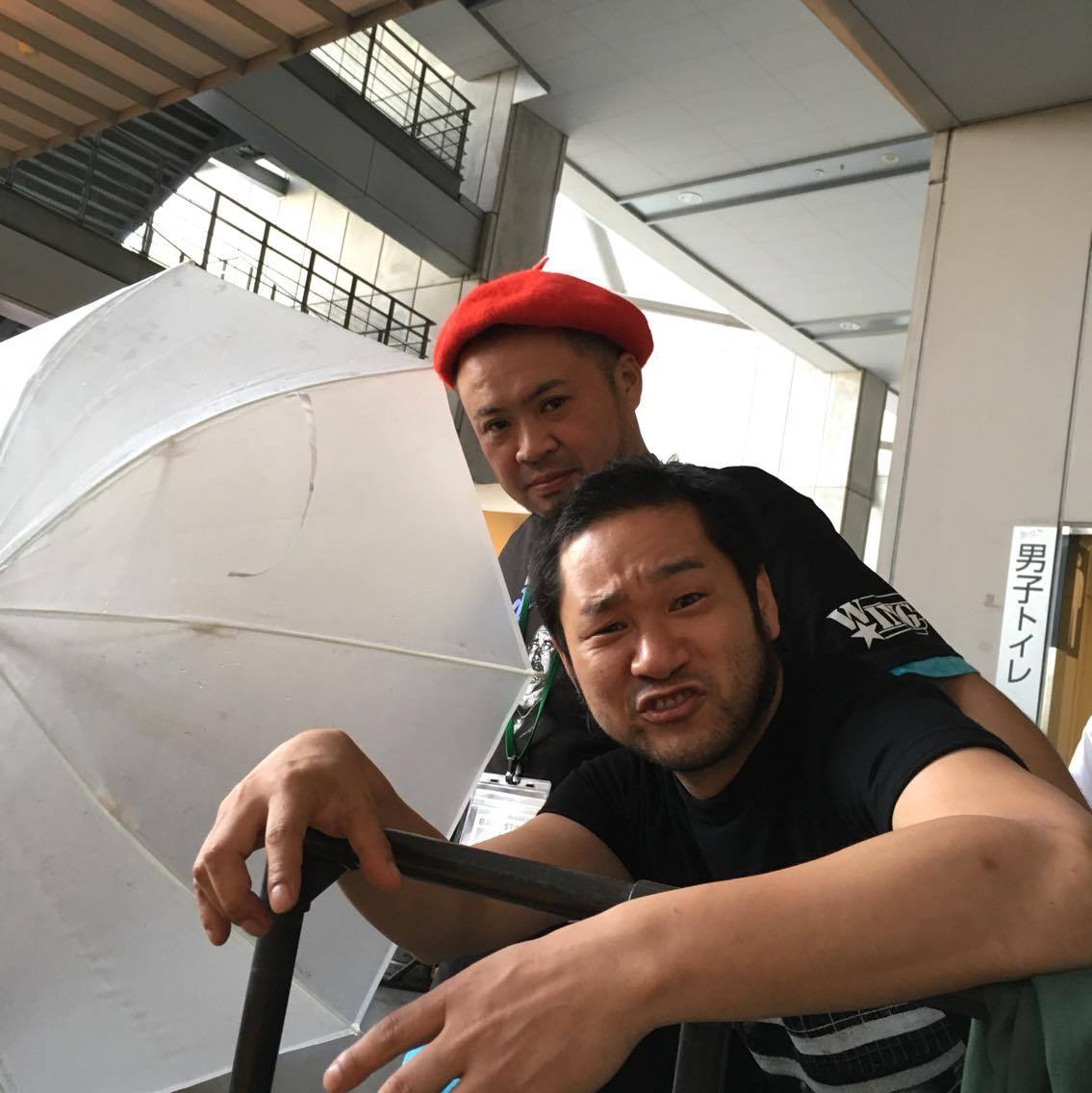 TOYOTAROCKFES's tweet photo. 【NEWS】？？？になっていた東側ステージ「サンダーベイ」の大トリは、まさかのサイプレス上野とロベルト吉野のライブが決定！昨日見逃してしまった方も昨日ガッチリ楽しんだ方も是非！！18:50〜START！！ https://t.co/s9iqOhdROV