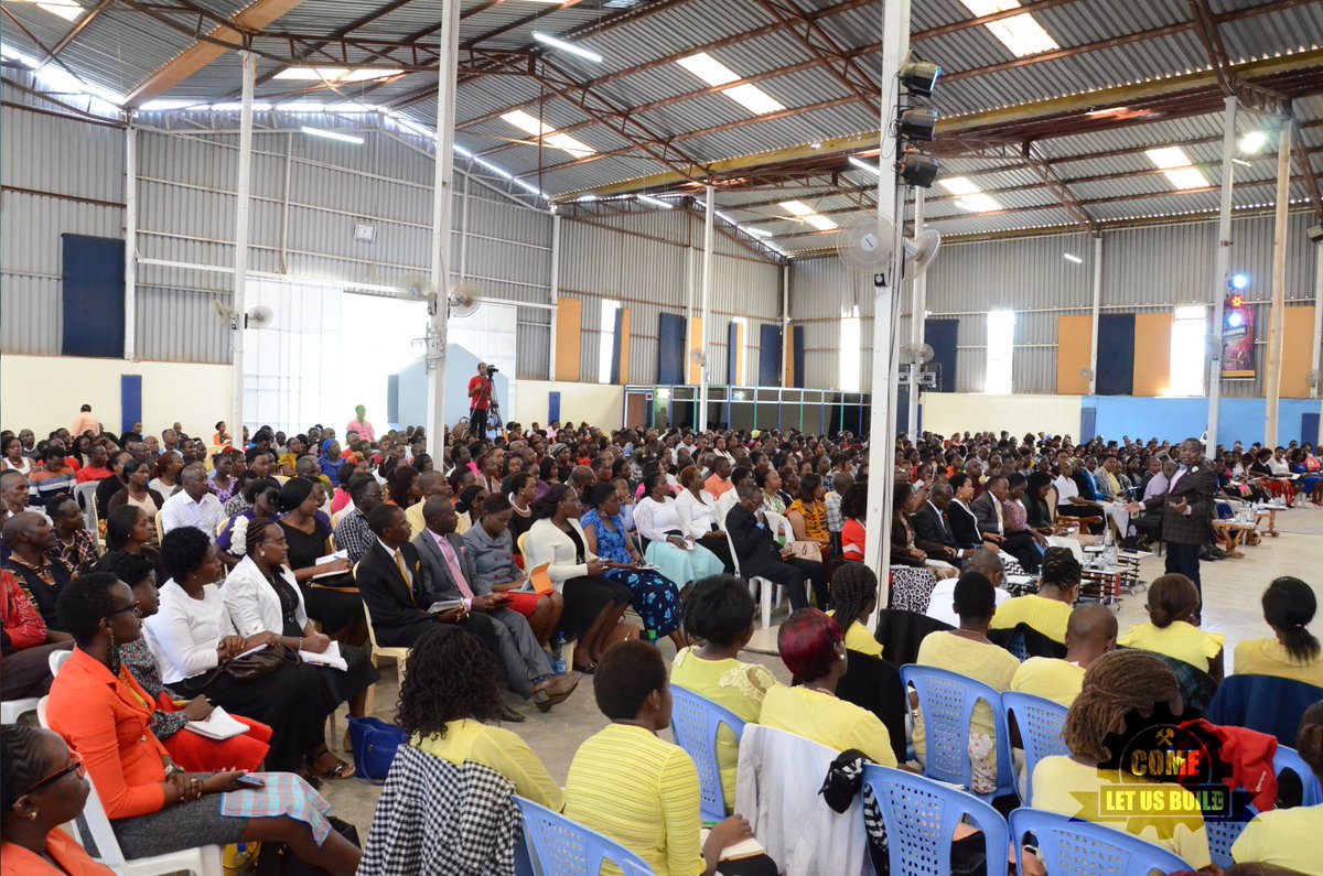 pstjimmy's tweet photo. The church should operate in the power of love, unity and teamwork.
#ComeLetUsBuild #Growth2016 @hog_rongai https://t.co/M5DLvvvogg