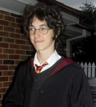 damagedkiddo's tweet image. HAPPY BIRTHDAY for the second time @joshwithcon