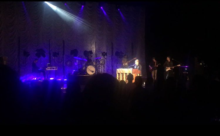 baileyjanebaker's tweet photo. first ever concert: major success👍🏼 https://t.co/fDlvfnhlJk