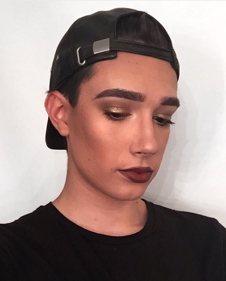 jamescharles's tweet photo. first time ever trying makeup one year ago today ➡️ now... wow https://t.co/W2h6awkT8c