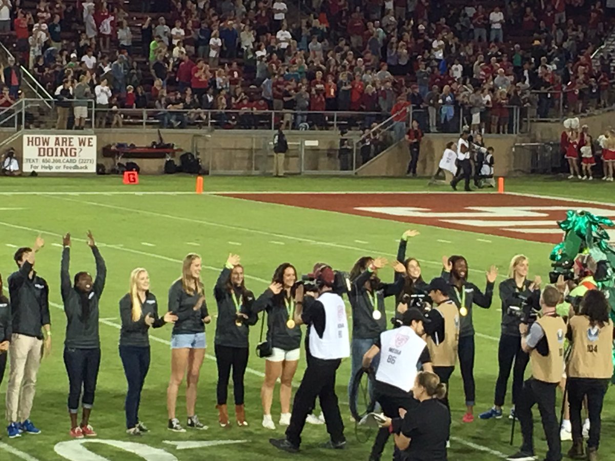 .<a href="/GoStanford/">Stanford Cardinal 🌲🤓</a> honored our Olympians at halftime tonight. Congrats to all especially  <a href="/makenziefishy/">Makenzie Fischer</a>, Kiley &amp; <a href="/maggiesteffens/">Maggie Steffens</a>.