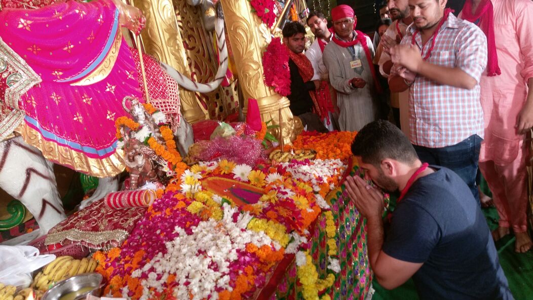 ashwanbhalla's tweet photo. Jai mata di
Happy Durga Ashtami
@OfficeOfRG @capt_amarinder https://t.co/JPObrU0ak2
