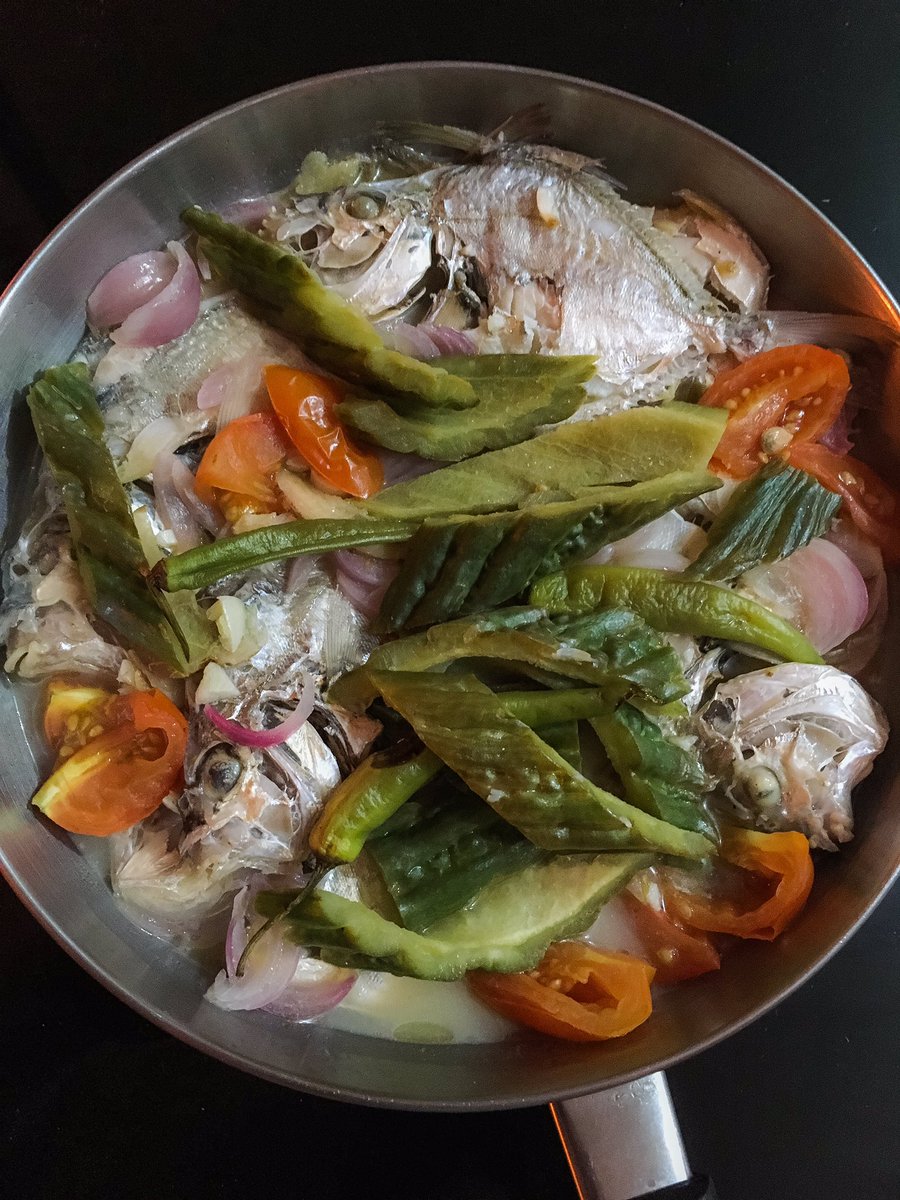 noel_marfori's tweet photo. First time to taste & cooked this pinangat na sapsap.. ππ
#lunch #pinangat https://t.co/6Cm6zvJsnY