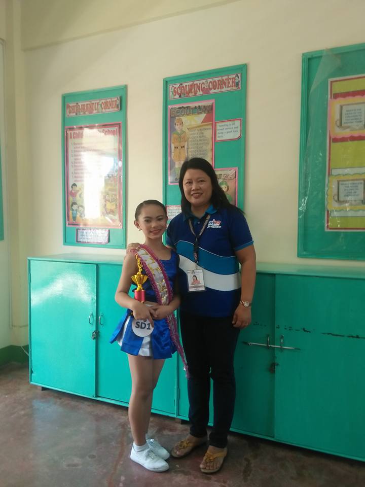 sofia_olanga's tweet photo. Little Miss Unit 2016 https://t.co/pGfoh8xG1E