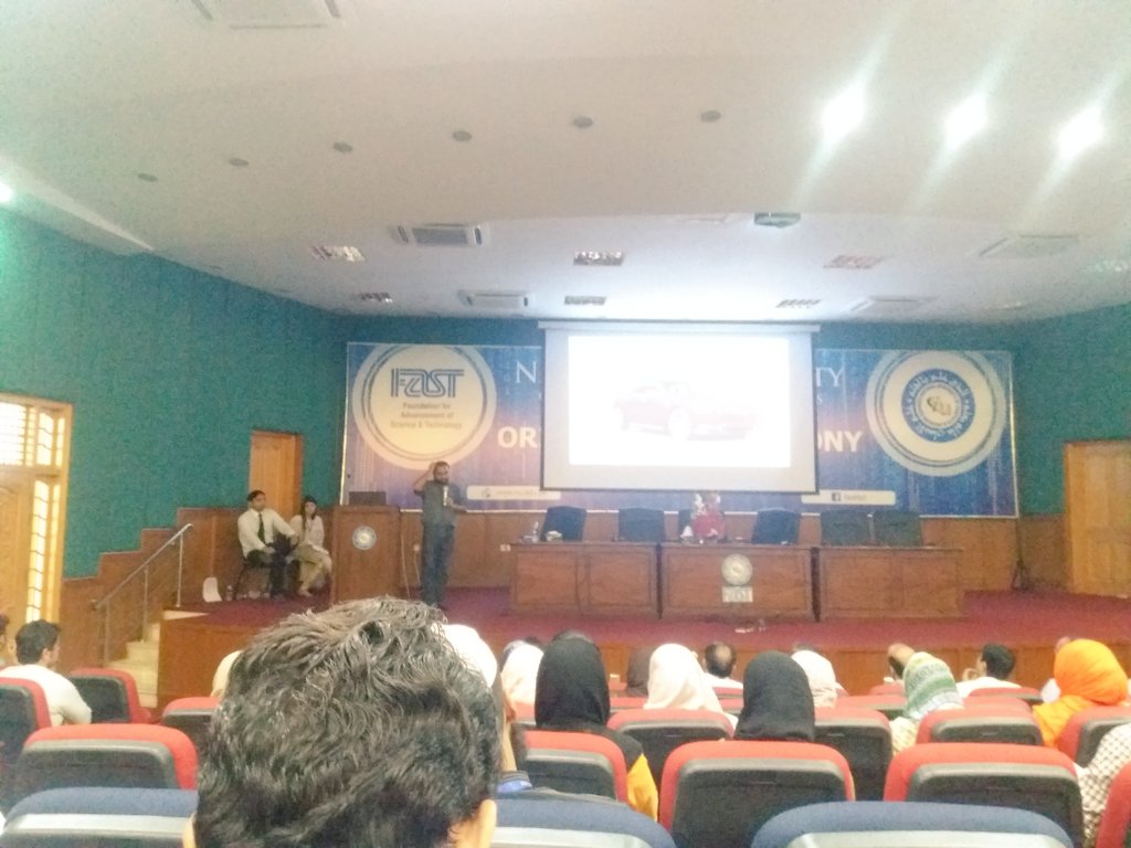 AsimTanwir's tweet image. Tons of Knowlegde 
#IEEEBigData #SochKuchBara