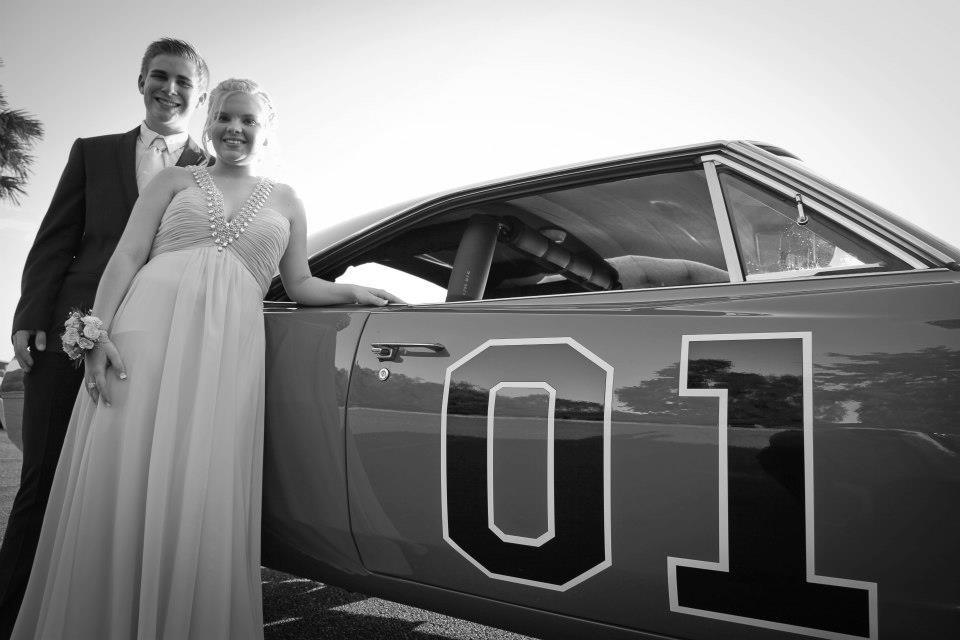 daniellejhooper's tweet photo. Can not imagine having have gone to a formal in a different car! Absolutely love my DOH formal ride. #rgsformal13 #photoessayweek10 #dukes https://t.co/IPSDAWQAbs