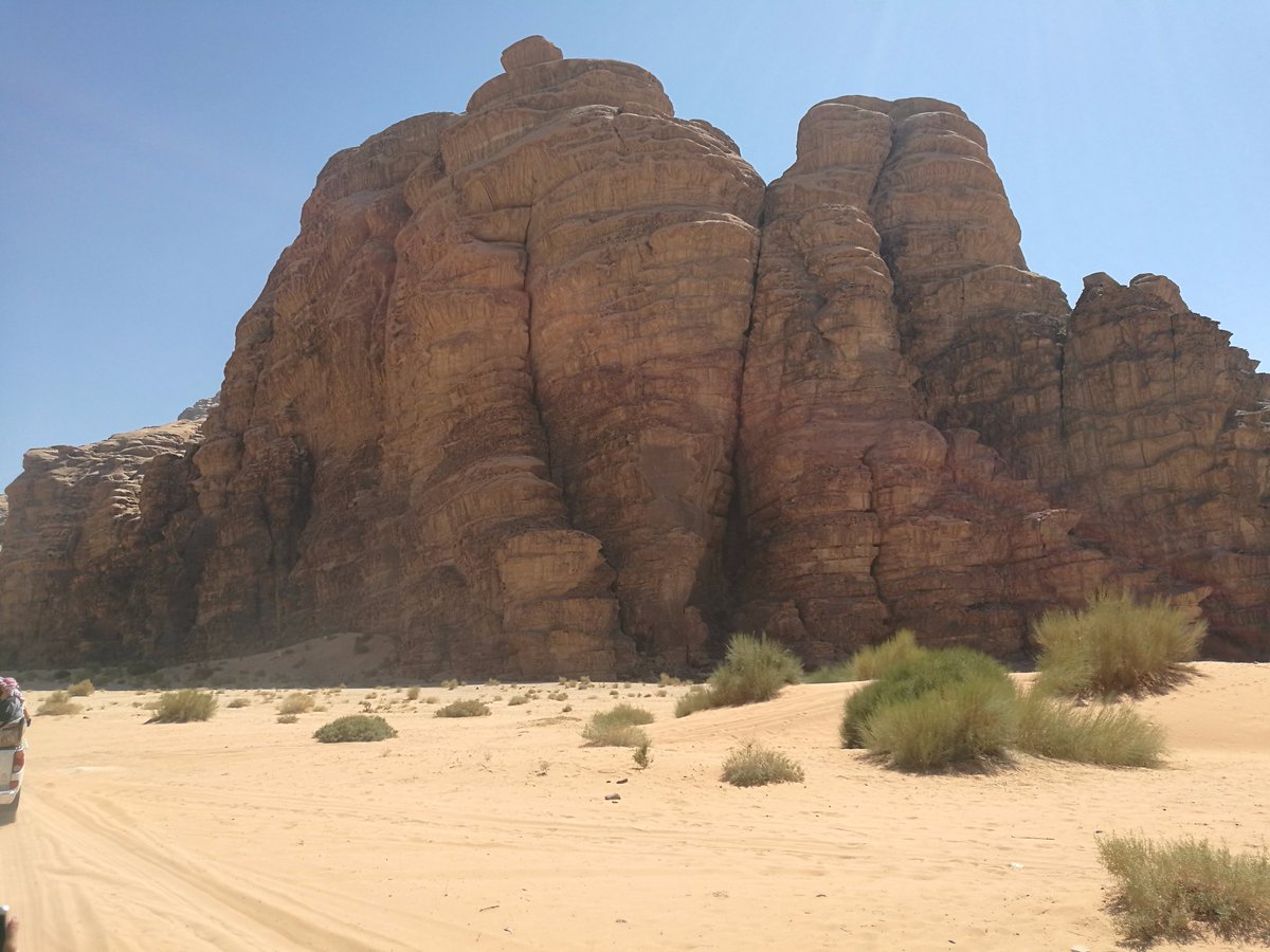 HsnHamad's tweet photo. Exploring Wadi Rum via Nova Plus Lens Photo Album: https://t.co/xnRJEQXWh5
@Huawei @HuaweiMobile @huaweilevant 
#NovaPlusRum https://t.co/Rim7rwkPjd