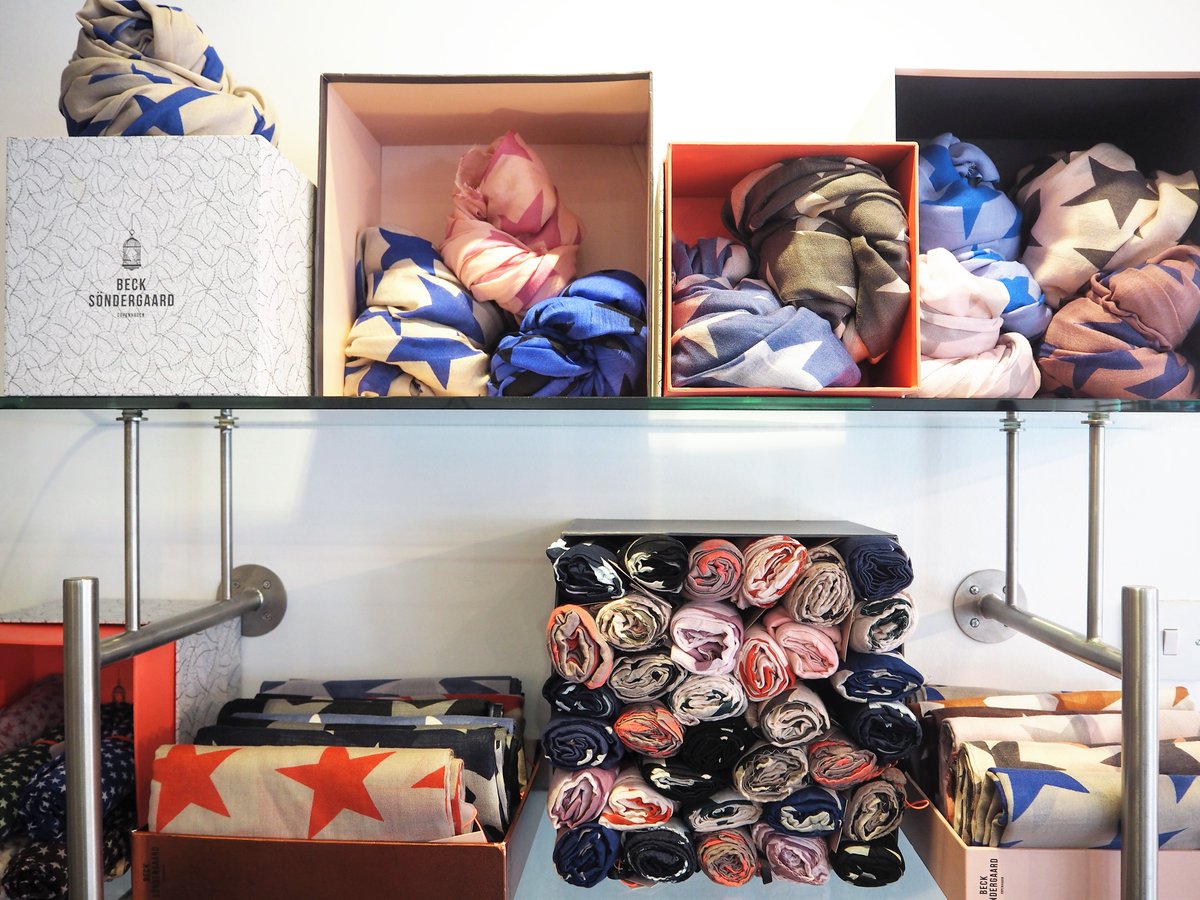 There's a chill in the air &amp; we're wrapping up in style w/<a href="/Becksondergaard/">Becksondergaard</a> star scarves! Shop a rainbow of colours!> the-dressingroom.com/shop-by-brand/…