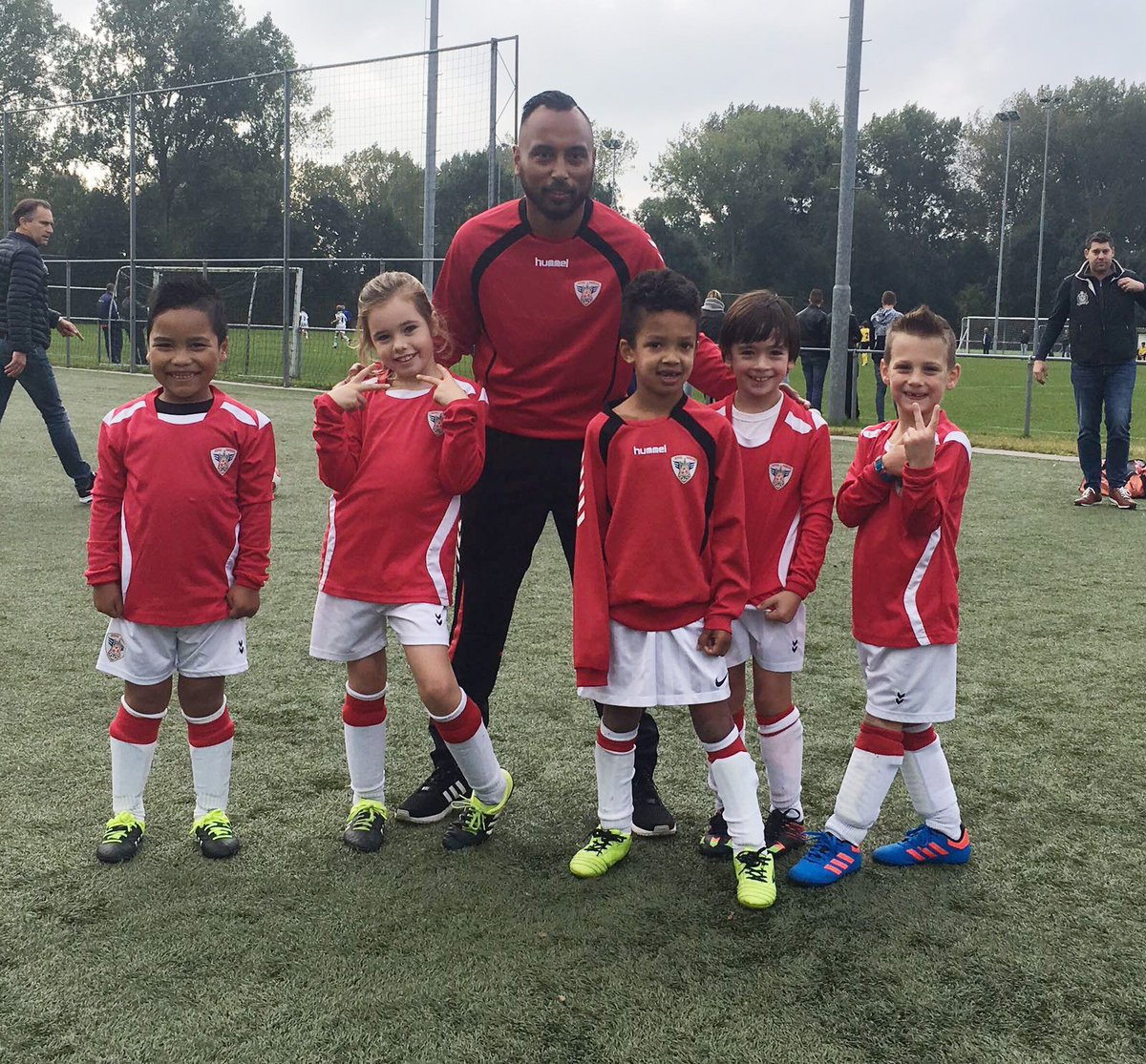 Jeugd (6): Weer 3 punten voor JO13-2
jongambon.com/?p=14463