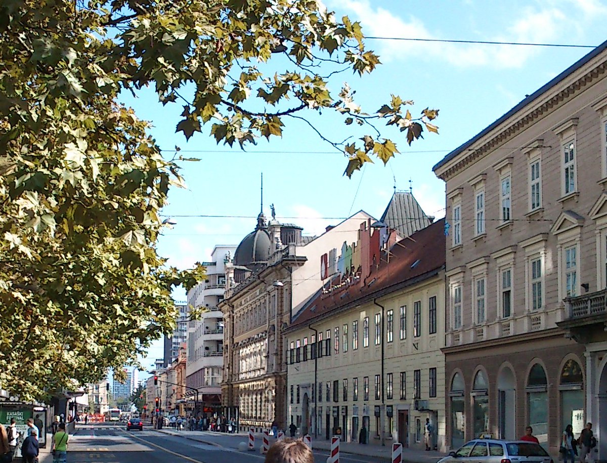 WiII_Liom's tweet photo. What Is Happening #prebudise #vikendje
#Twitter #Ljubljana #BTCCity #ifeelslovenia
#ifeelslovenija #ifeelgromenia #ifeelgromenija https://t.co/1vP4fm5cHO