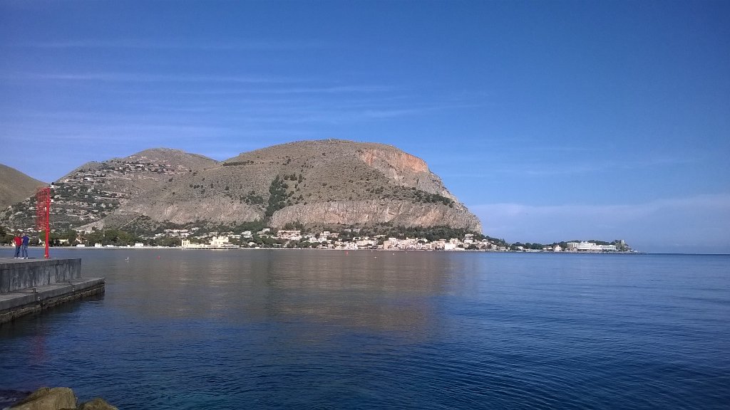 felipelcid's tweet photo. #Mykeleya a #Mondello 1500 m #🏊 in baia caraibica #Sicilia https://t.co/3Kgopkg5Jq