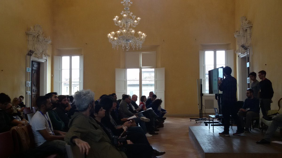AriannaTangorra's tweet photo. #hackravenna #PalazzoRasponi Pitch finale #hackathon #turismo #emiliaRomagna #startupsyndicate #FoxTip https://t.co/YoIc5zul1z