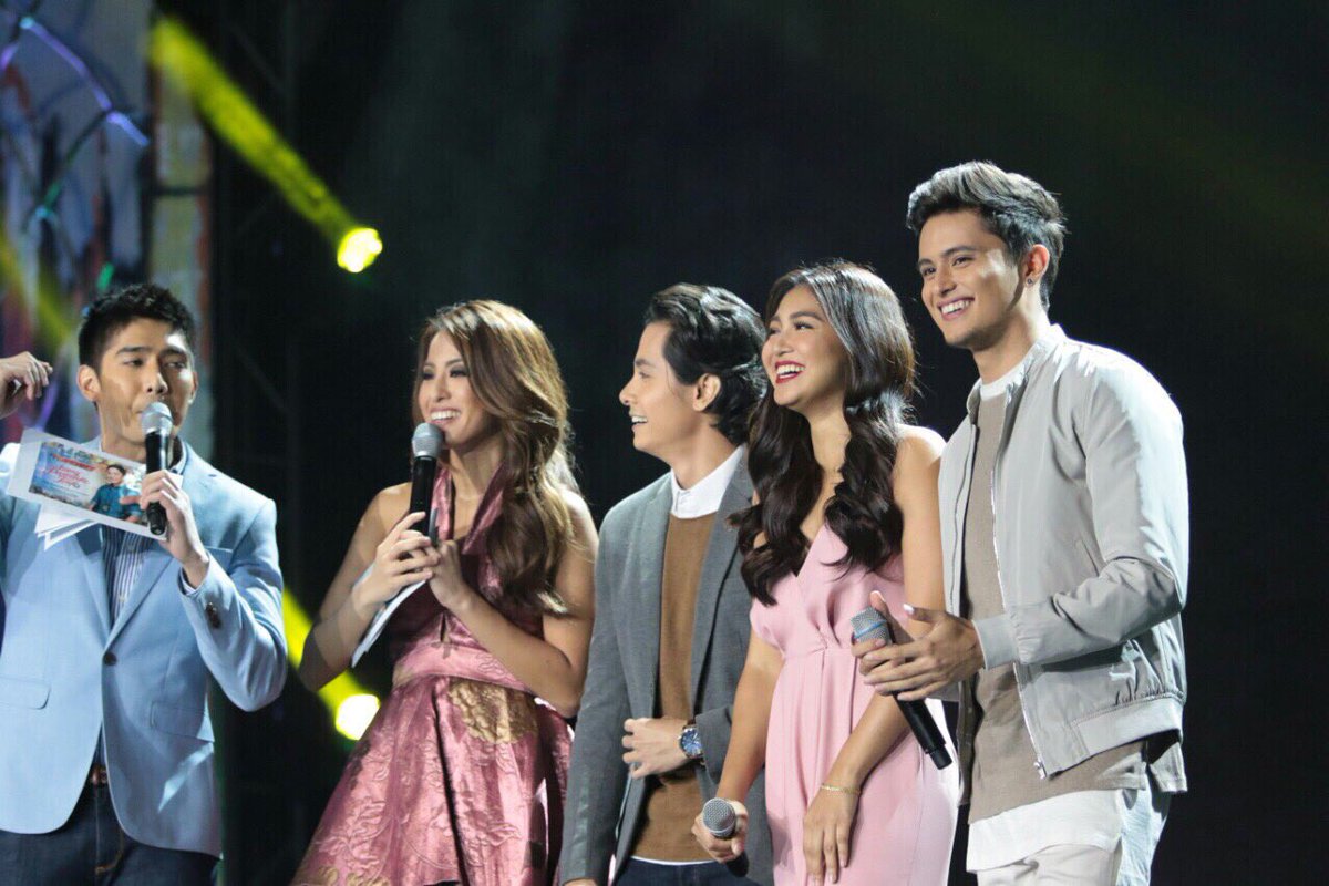 SenGracePOE's tweet photo. Ang Probinsyano concert with Team Real 😍 @hellobangsie @JayeHanash @qaloyJCsantos #JaDine #FPJAPAnnivConcert https://t.co/kyxqwZNAM8