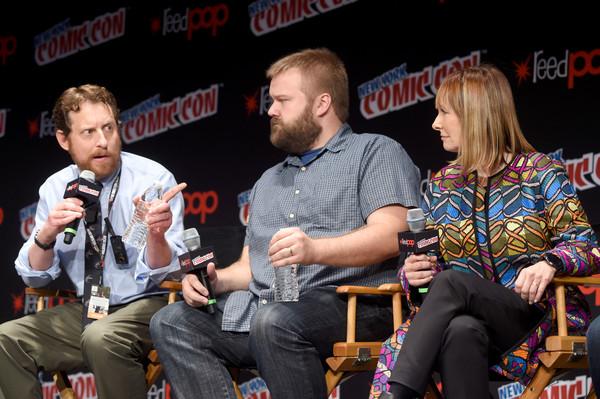 TheWalkngDeadFR's tweet photo. 📸 Le cast pendant le panel. #NYCC2016. #FoxComicCon #TWD (©Jamie McCarthy/Getty Images) [4] https://t.co/9F9S7nMoc3