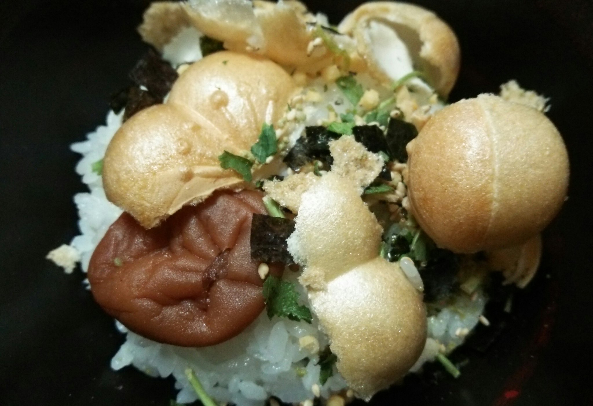 さくら このまえ 嵐にしやがれ で紹介してた 京都 京洛 辻が花 お茶漬け最中 花点心 池袋西武で売ってた 食べてみた 味がしっかり美味しい 賞味期限が90日だからお土産に良いかな T Co E746fthatx Twitter