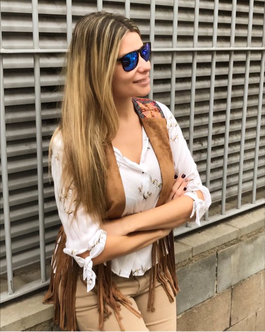 Yo sumo sonrisas y t&uacute;? #FelizDomingo 💙 https://t.co/WowMQKcz53<a href="/tag/felizdomingo"class="tags">#FelizDomingo</a>