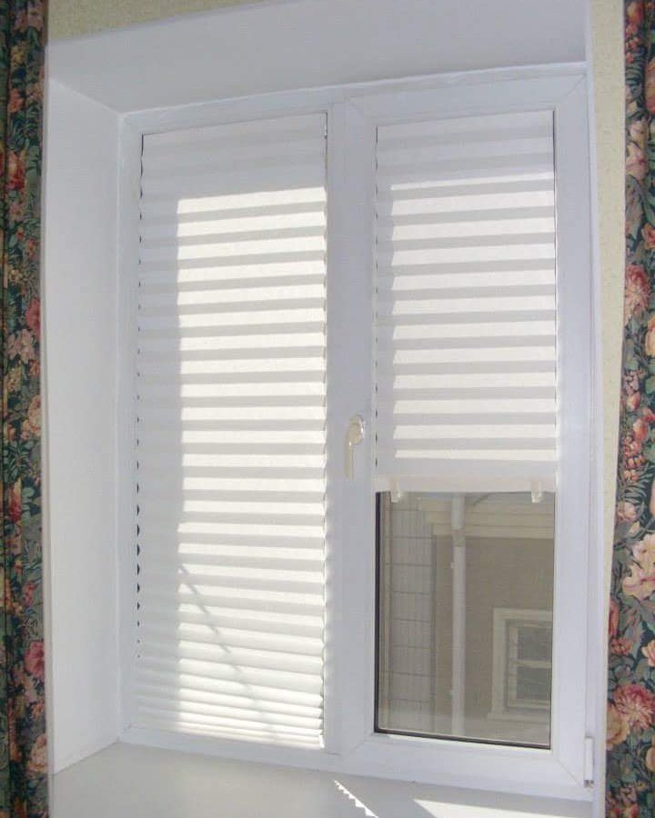 ReadyBlinds's tweet photo. Extra Long ReadyBlinds-PERFECT for French Doors and windows **SALE NOW ON** #Redishade #TemporaryBlinds #Ireland #womensinspire #frenchdoors https://t.co/ucQVbvkv8t