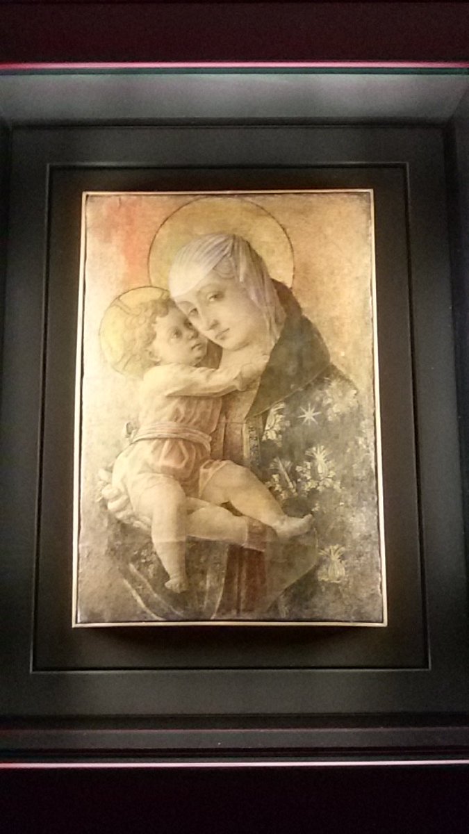Madonna col bambino del Crivelli a Palazzo Bonaccorsi di Macerata. #macerataphotowalk <a href="/ipazia_art/">@ipazia_art</a> <a href="/MarcheTourism/">Marche Tourism</a> <a href="/MarcheMusei/">Musei e Biblioteche</a> @MiBACT