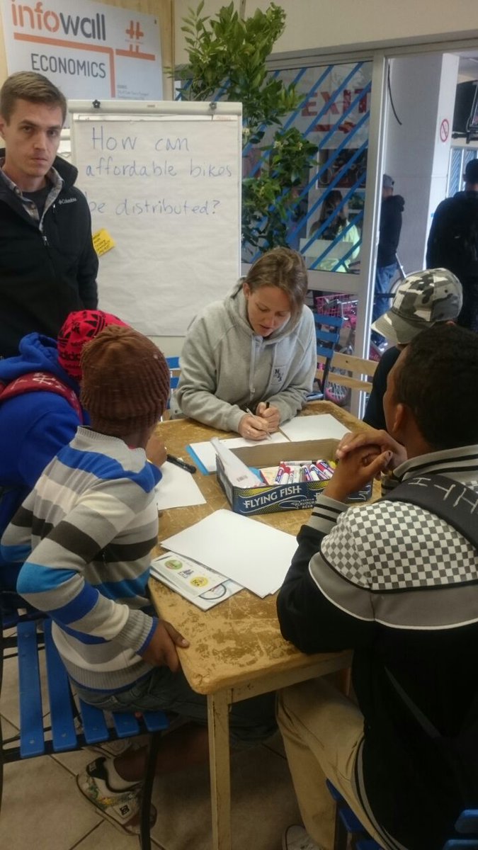 BikeHackCT's tweet image. Day 2 of #hacking has started. The next hack will take place around 14:00, come join us. #2Move #coCreate2Move #cycling #MobilityIndaba