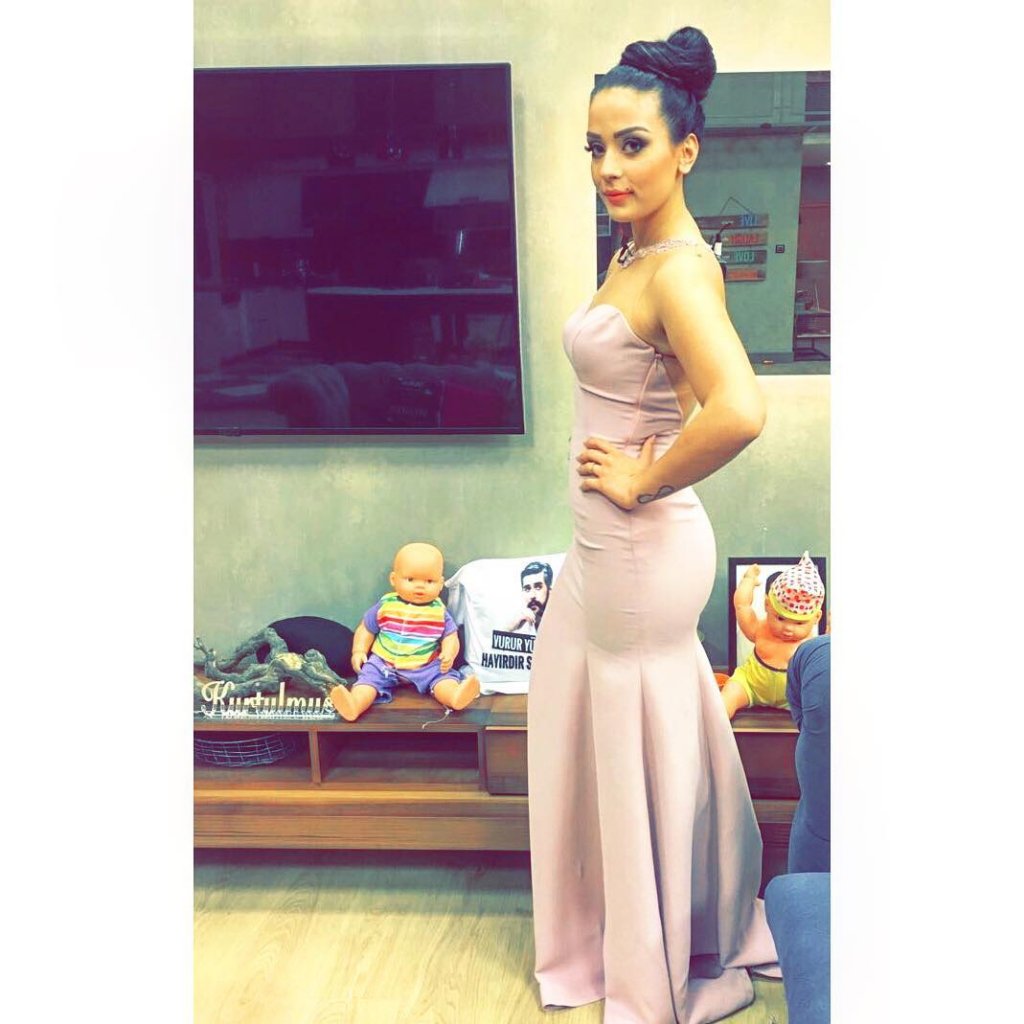 ALI SİZE GALA FOTOĞRAFI sjjsjsj