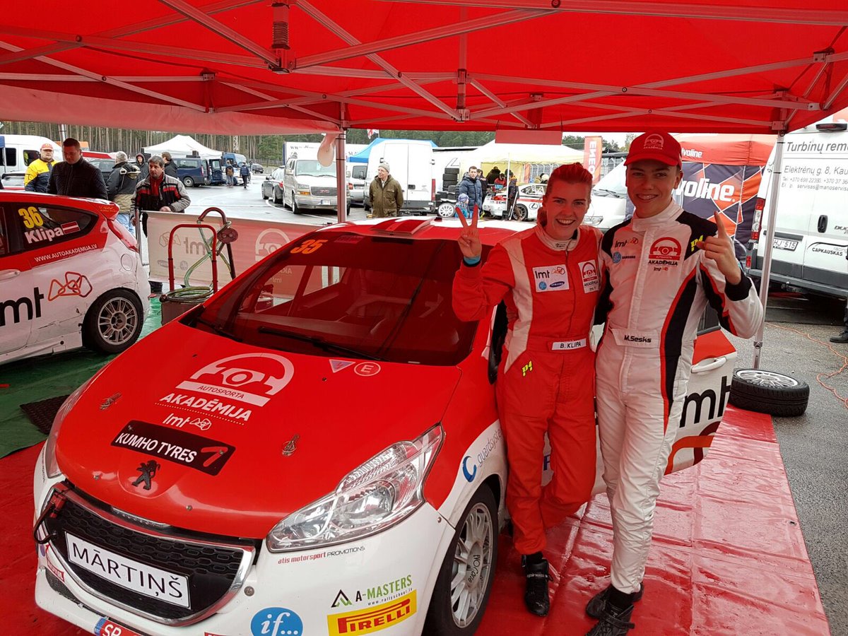 Jā! Svētki ir! 2016.gada autošosejas sezonas čempions <a href="/MSesks/">Mārtiņš Sesks</a> un vicečempione <a href="/beateklipa/">Beate Klipa</a>. Paldies ikvienam par ieguldījumu komandā! 🙂🏆✔️