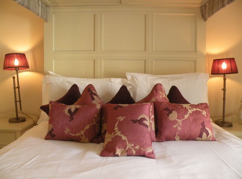 Conyngham Arms Hotel tweet media