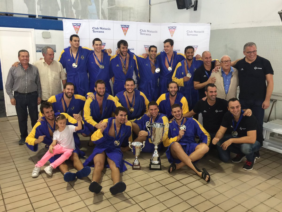 El <a href="/CNAB_oficial/">Club Natació Atlètic-Barceloneta</a> amb la seva 12a Supercopa. Els mariners sumen el segon títol de la temporada després de la Copa Catalunya #fomentemwp