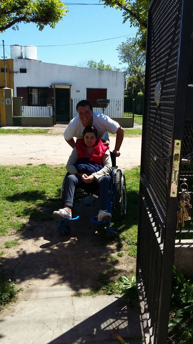 Matu1288's tweet photo. Llegué muerto,pero ella se cagó d risa todo el camino!! Y quería seguir paseando jeje #NoDejesNuncaDeBrillar #MuchaaaCaalooor me decía jaaj https://t.co/yGCC2g3xvk