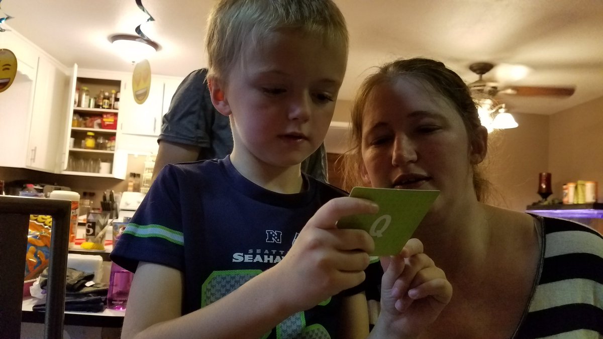 KirkJanelle's tweet photo. #Qwunder #tryazon We had a wonderful time at our Qwunder Party!! https://t.co/Ryiufo1ItV