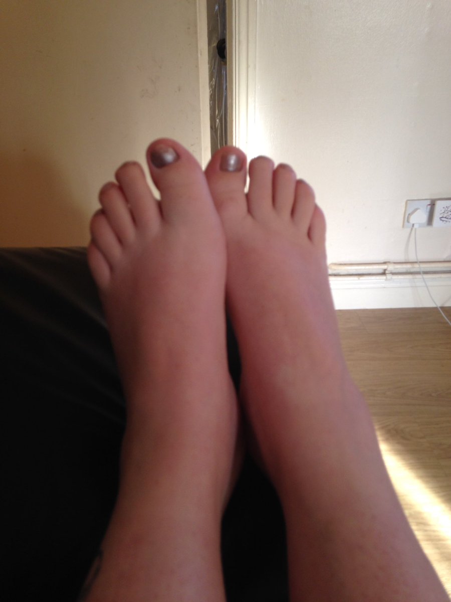 naky_noo's tweet photo. #worship  @rtbitchslave @RTfucker @RTbitchM https://t.co/c6Ip0QFeFg